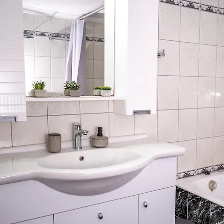 Apartment The Olive House Dikella