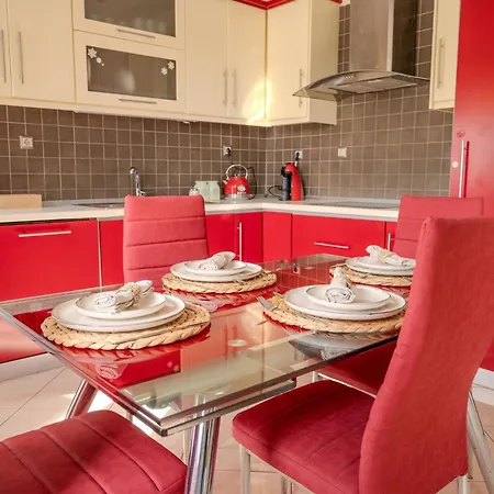 Apartment The Olive House Dikella